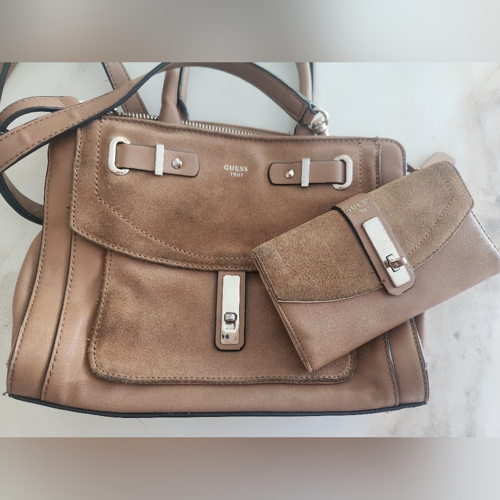 2 Pc Set..Bag And Wallet! Great For Everyday Use!
